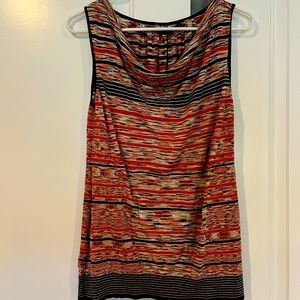 Nic & Zoe SUPER CUTE lightweight and very soft tank sweater